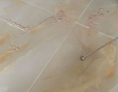 赤峰市瓷砖空鼓维修公司分享粘合剂选择不当在瓷砖铺贴过程中可能导致以下问题